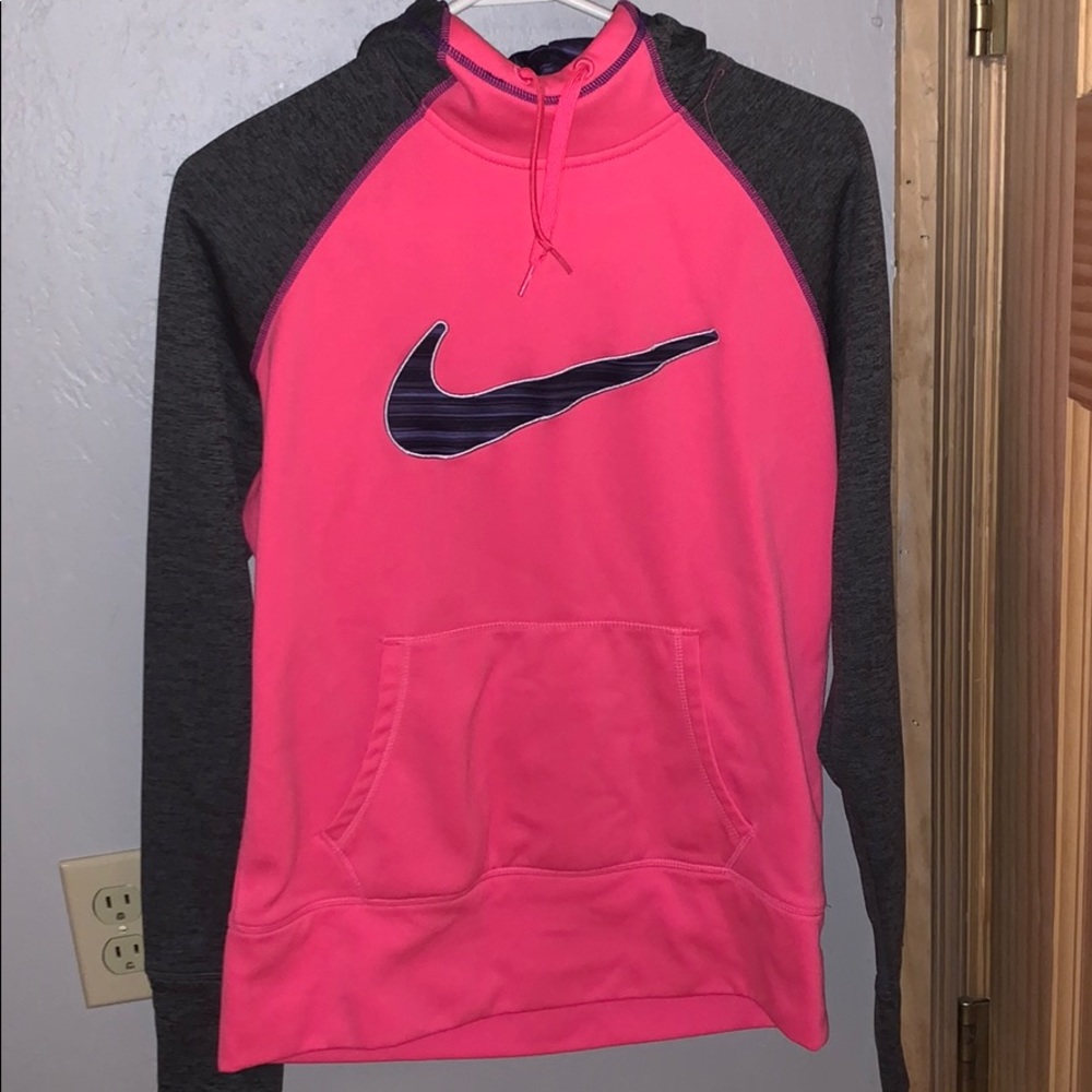 Nike pullover